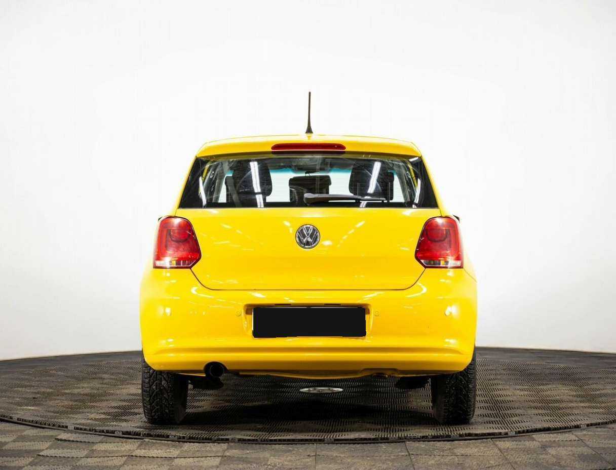 Купить Volkswagen Polo с пробегом. Фото: #4