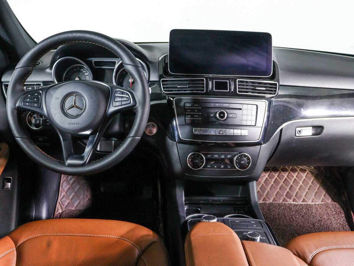 Купить Mercedes-Benz GLE с пробегом. Фото: #9