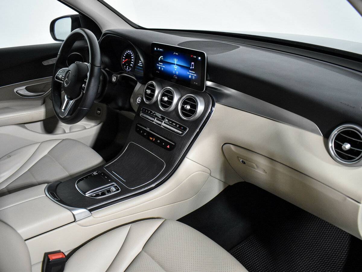 Купить Mercedes-Benz GLC с пробегом. Фото: #9