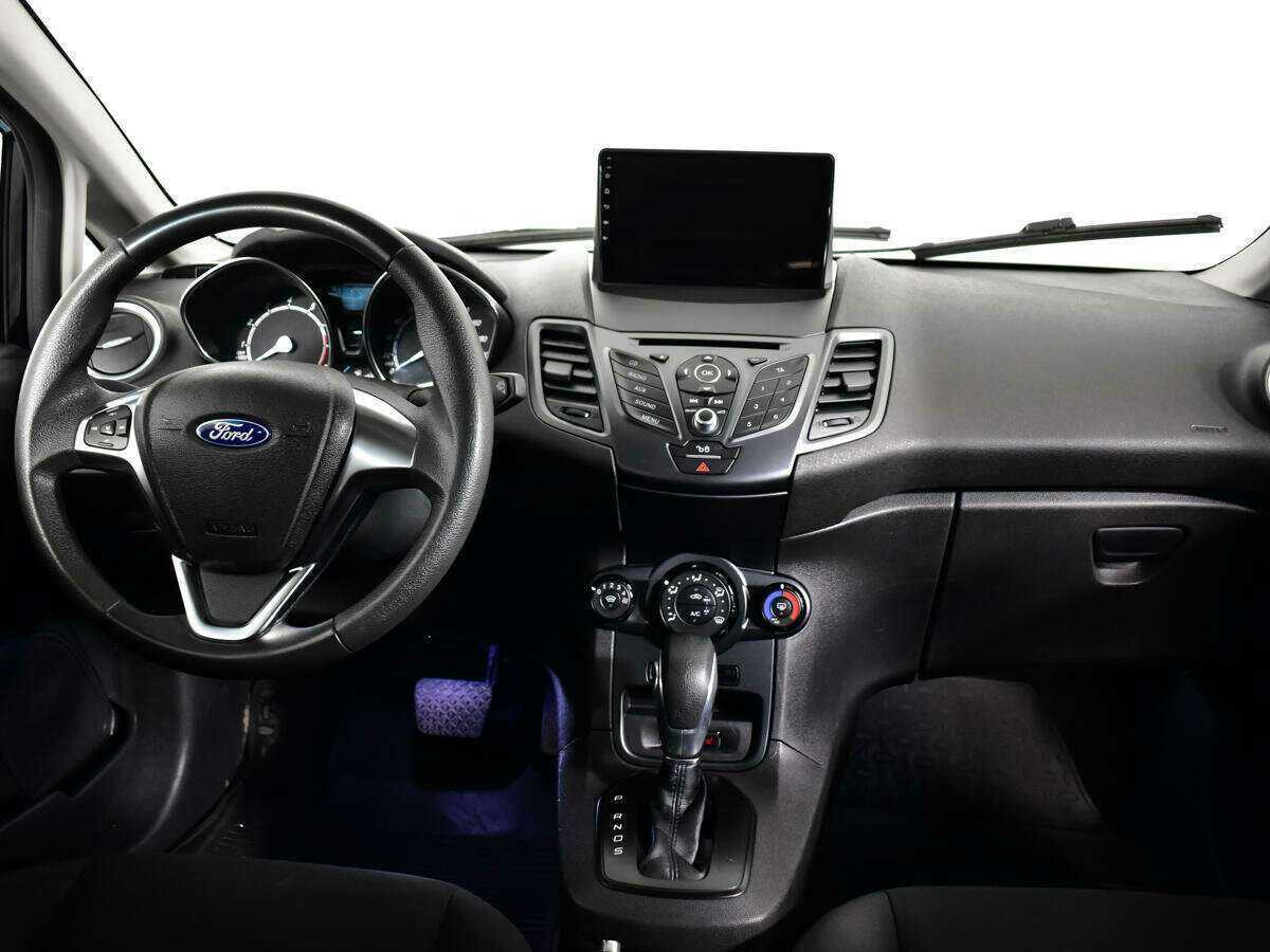 Купить Ford Fiesta с пробегом. Фото: #9