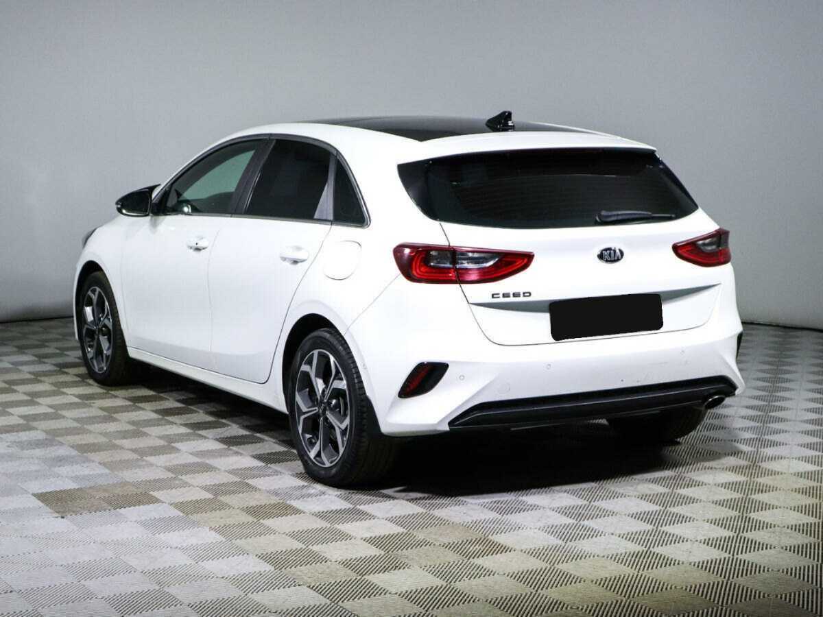 Купить Kia Ceed с пробегом. Фото: #6