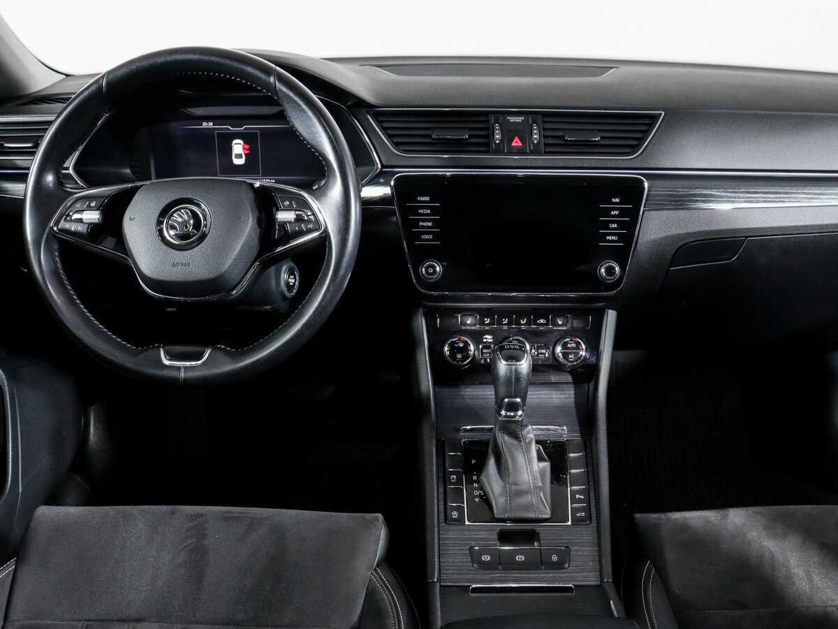 Купить Skoda Superb с пробегом. Фото: #8