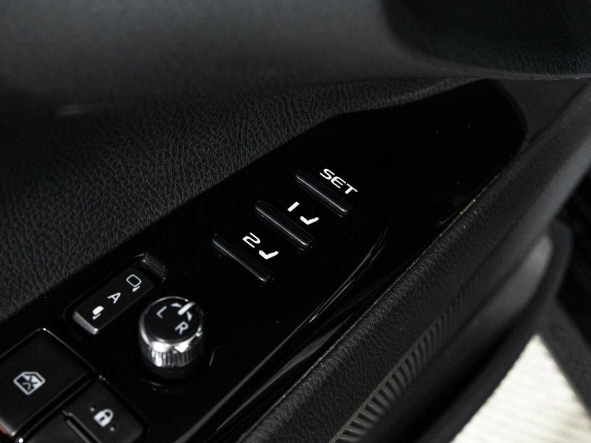 Купить Toyota Camry с пробегом. Фото: #19
