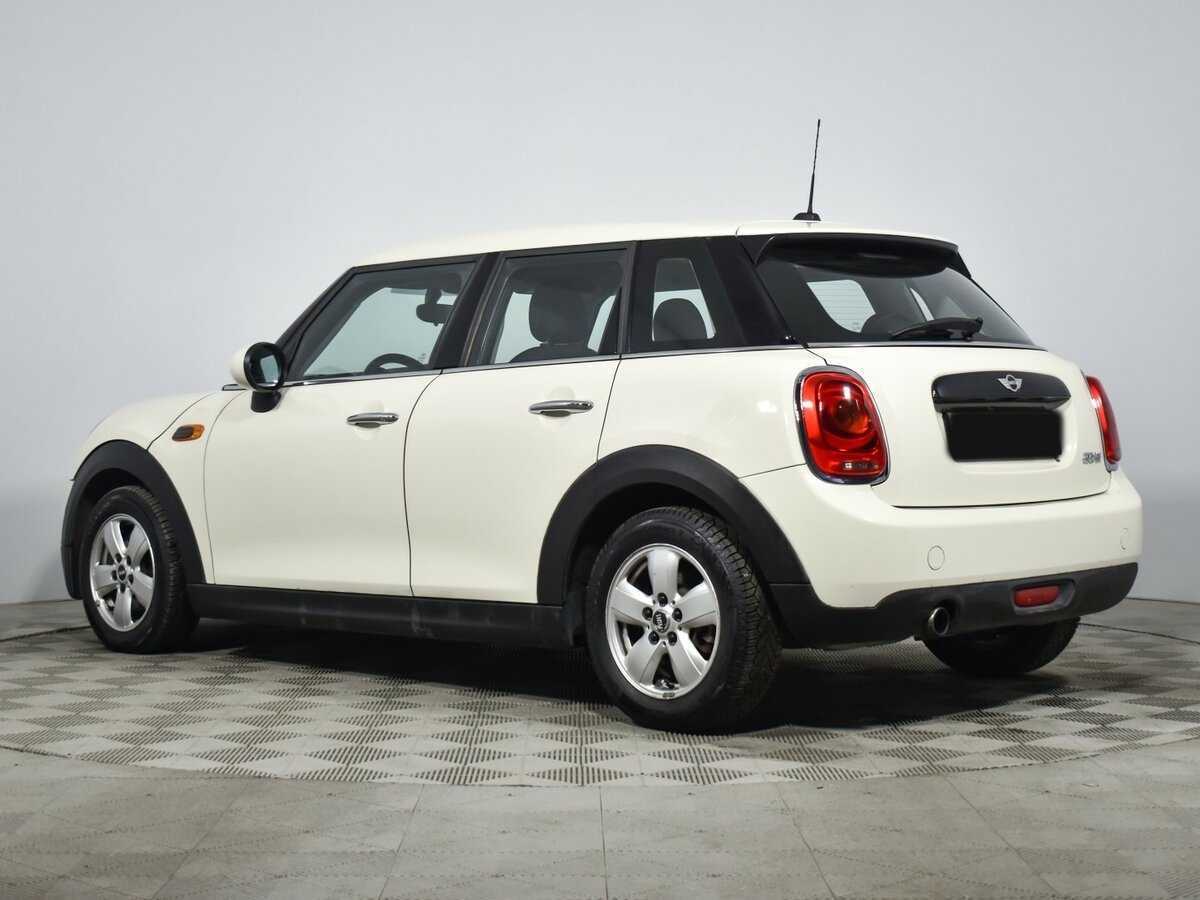 Купить Mini Hatch с пробегом. Фото: #6