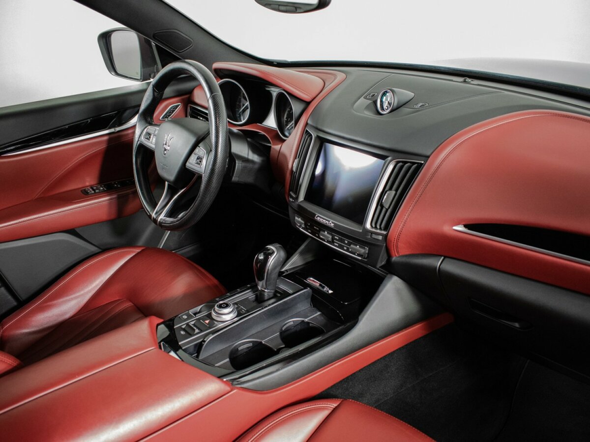 Купить Maserati Levante с пробегом. Фото: #8