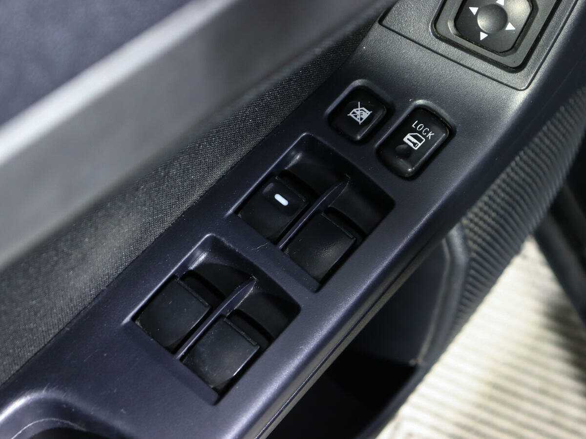 Купить Mitsubishi Lancer с пробегом. Фото: #13