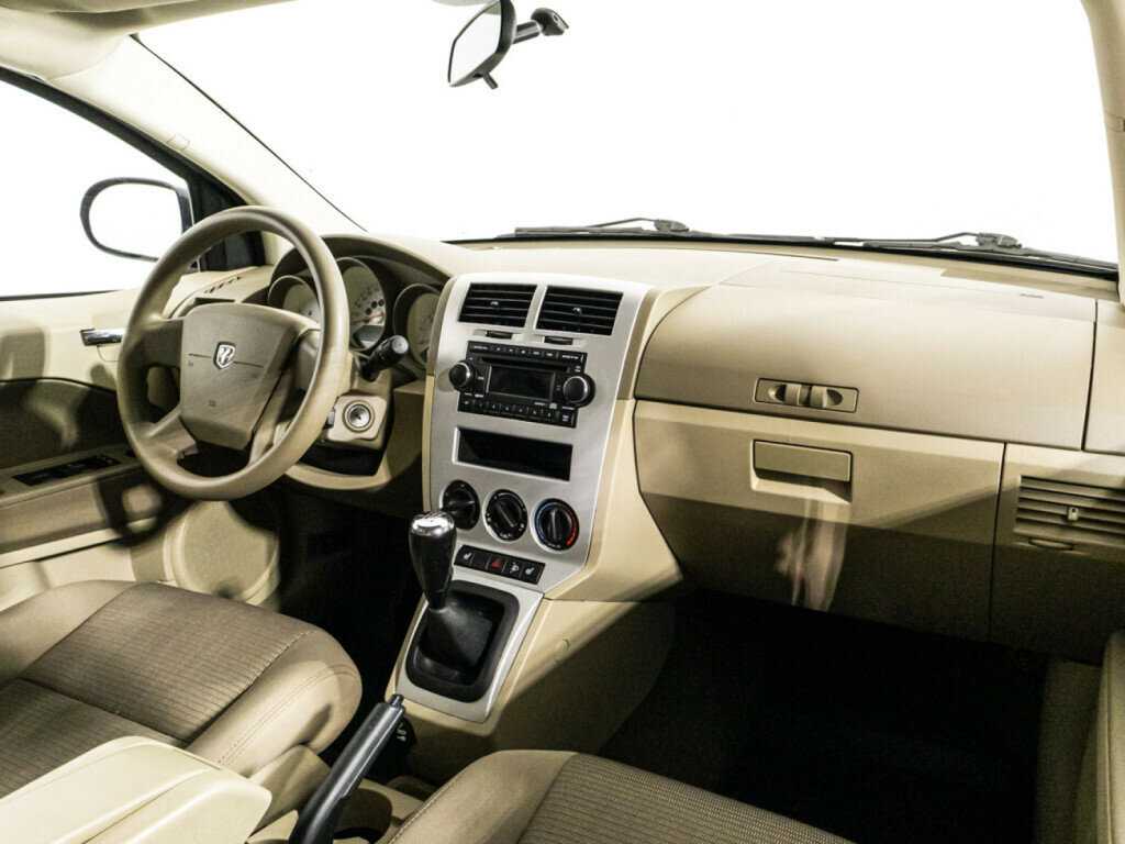 Купить Dodge Caliber с пробегом. Фото: #8
