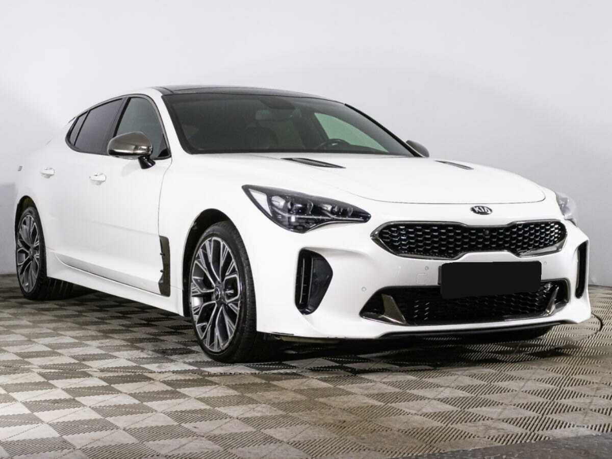 Купить Kia Stinger с пробегом. Фото: #2