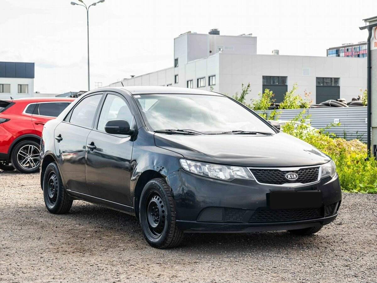 Купить Kia Cerato с пробегом. Фото: #2