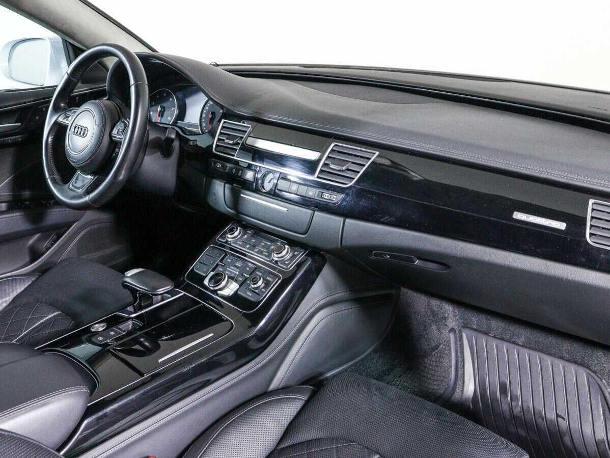 Купить Audi A8 с пробегом. Фото: #6