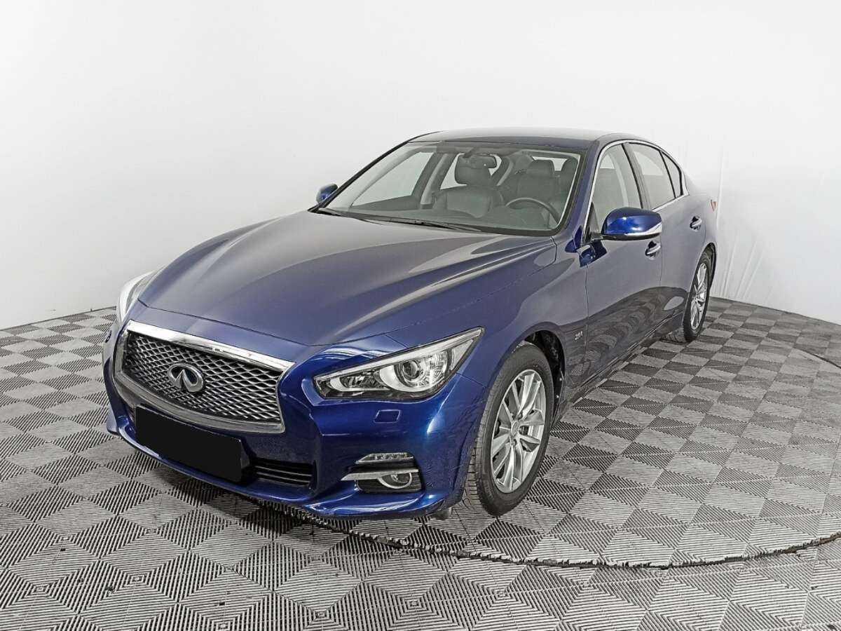 Купить Infiniti Q50 с пробегом. Фото: #0