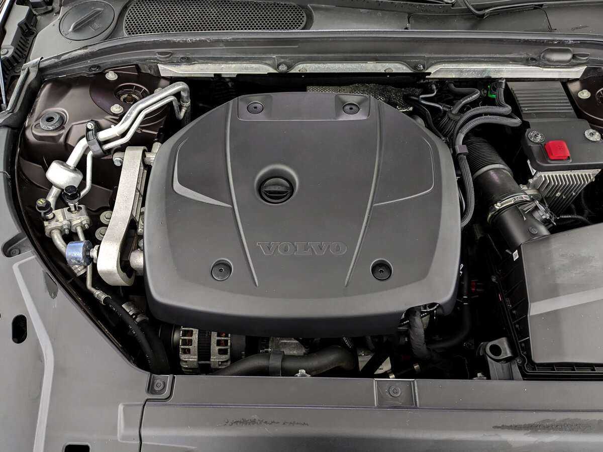 Купить Volvo S90 с пробегом. Фото: #8