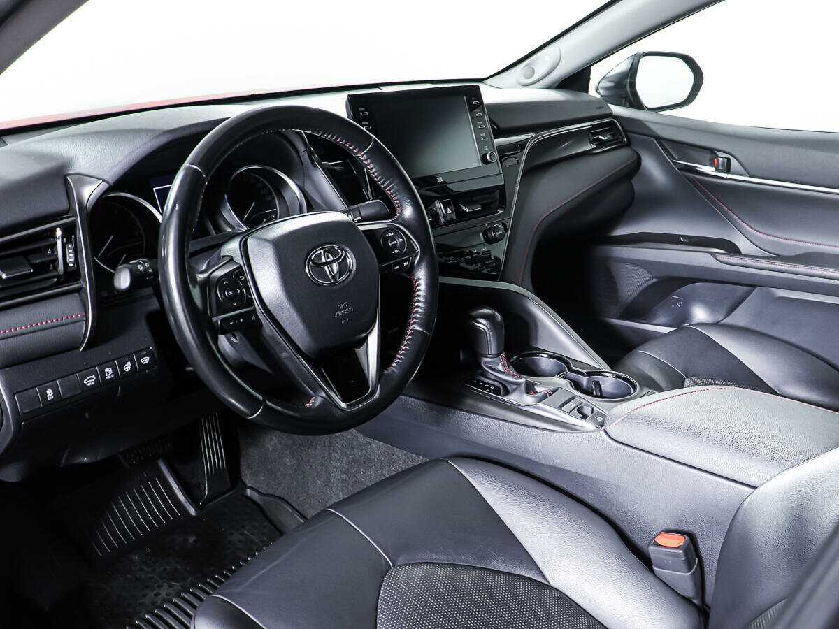 Купить Toyota Camry с пробегом. Фото: #10