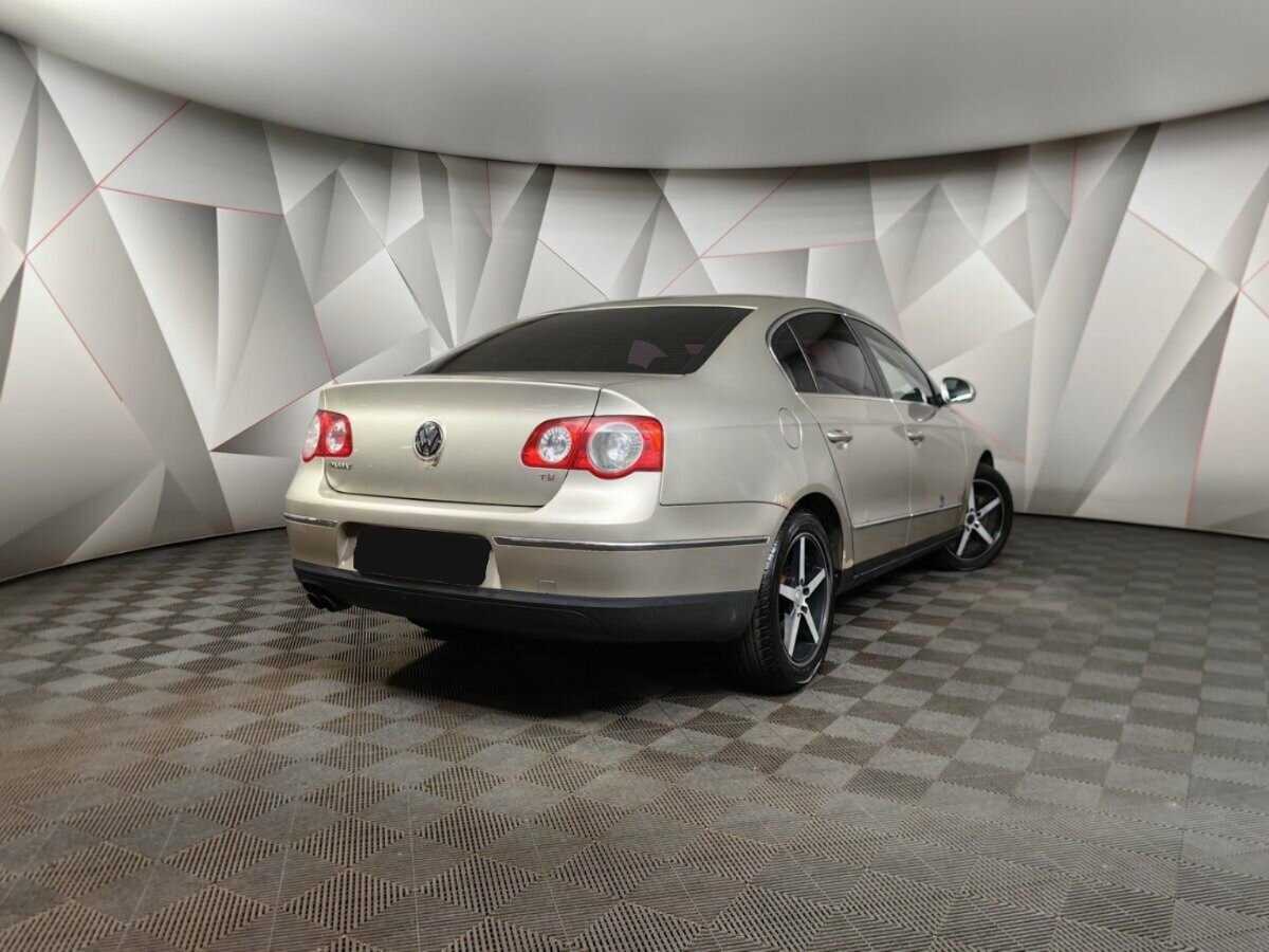 Купить Volkswagen Passat с пробегом. Фото: #1