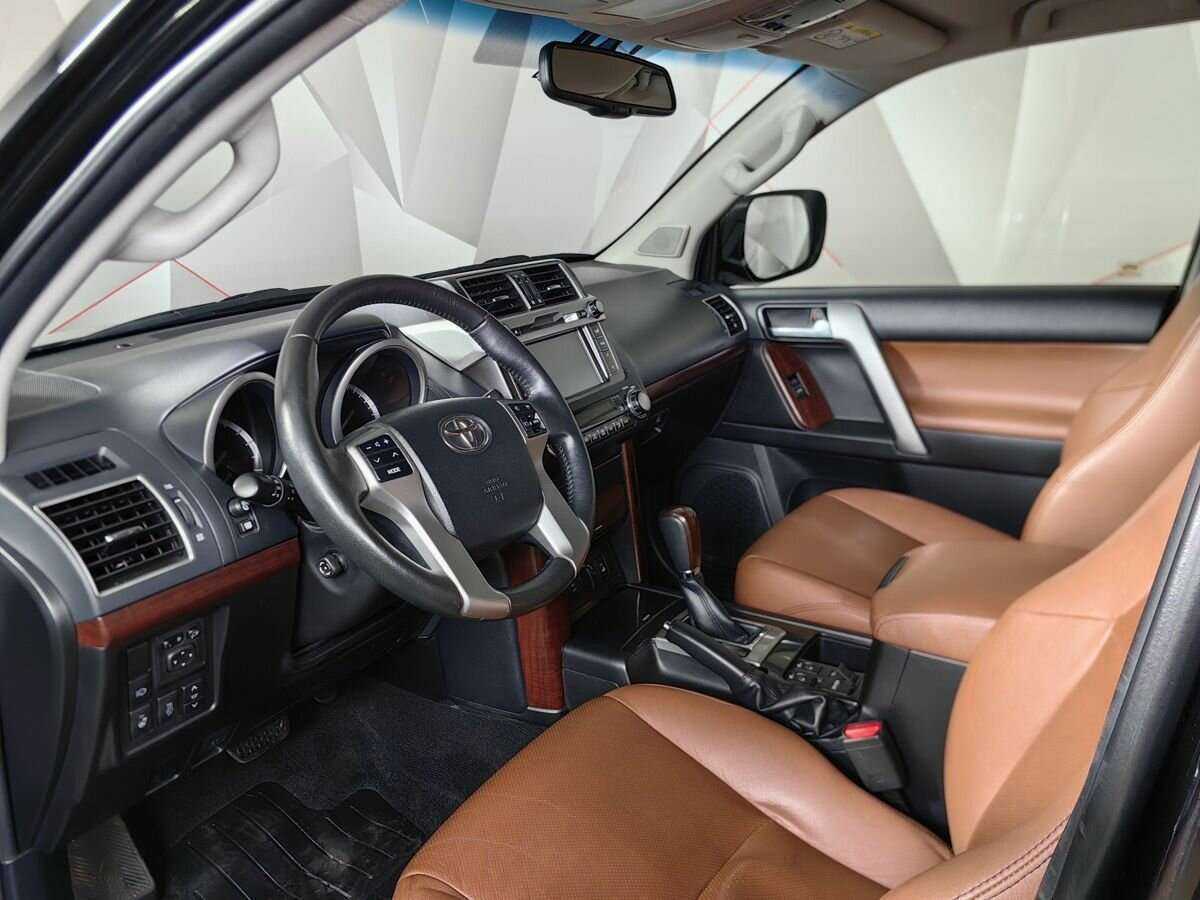 Купить Toyota Land Cruiser Prado с пробегом. Фото: #12
