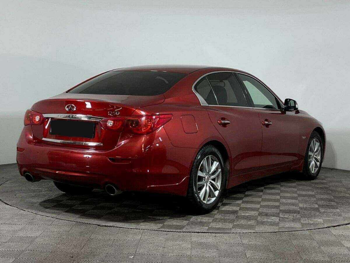 Купить Infiniti Q50 с пробегом. Фото: #3