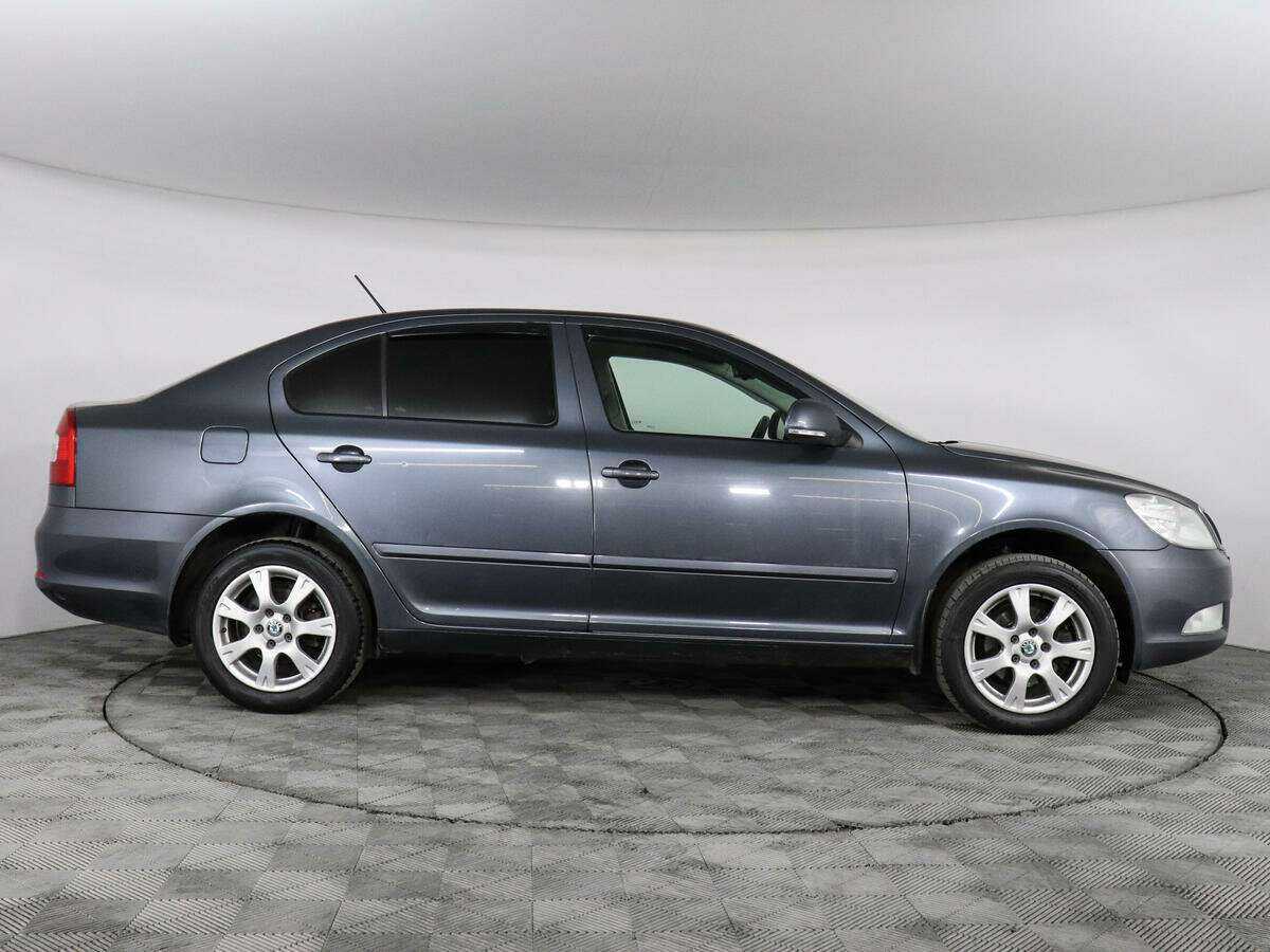 Купить Skoda Octavia с пробегом. Фото: #3