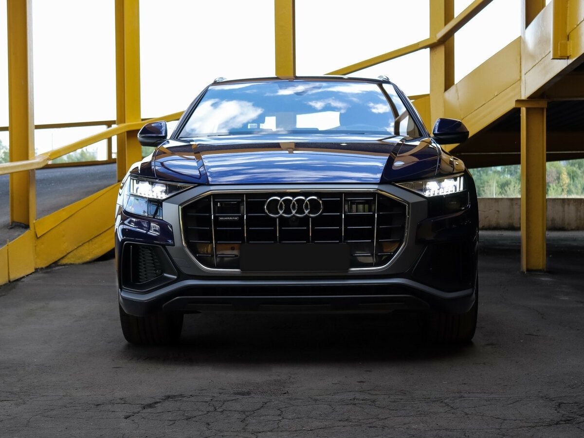 Купить Audi Q8 с пробегом. Фото: #1
