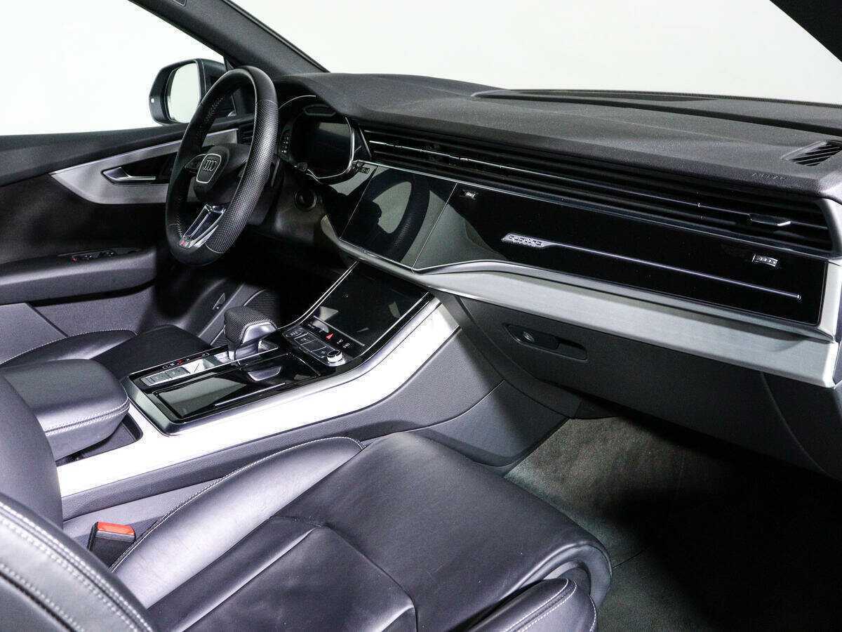 Купить Audi Q8 с пробегом. Фото: #6