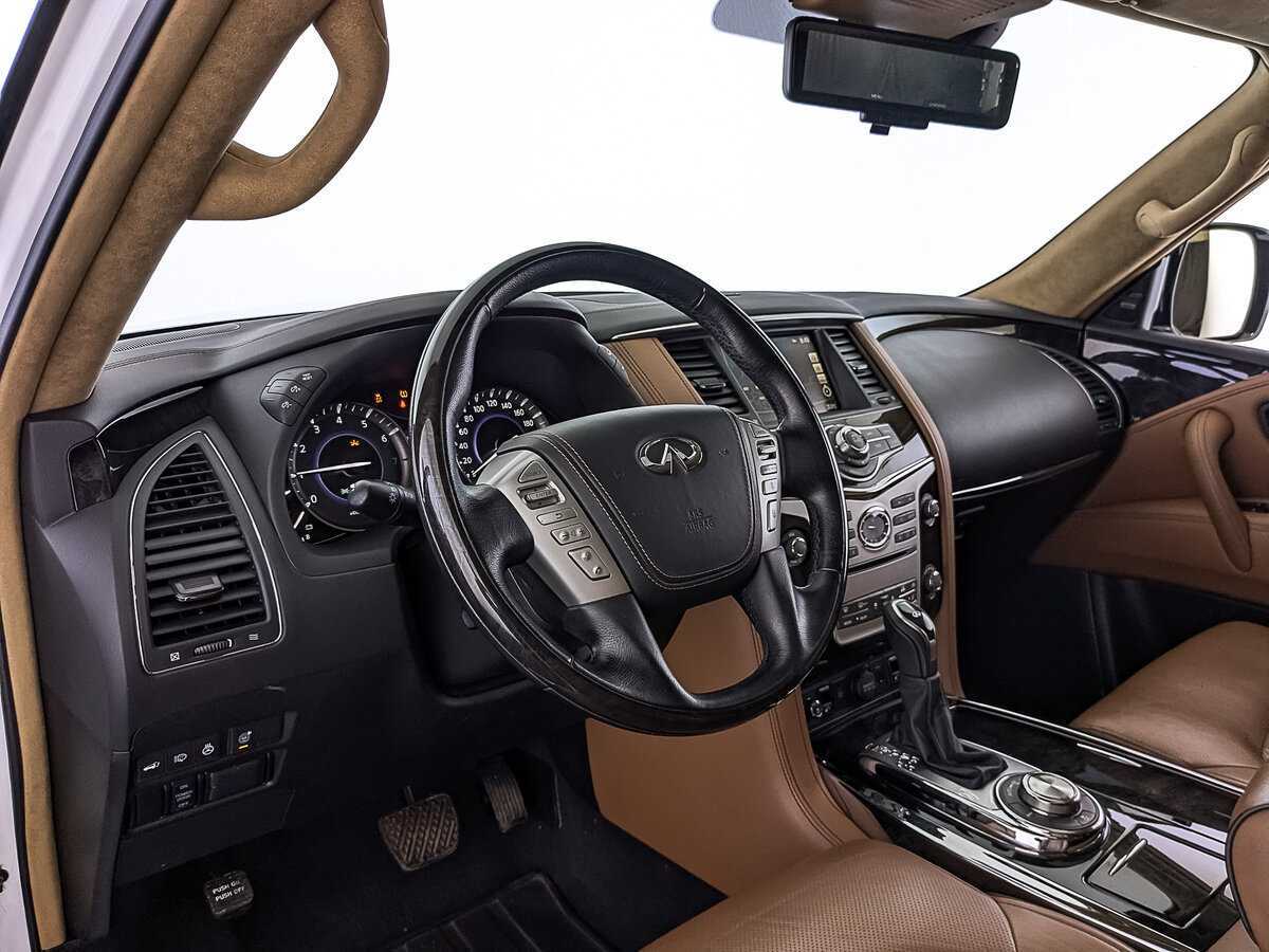Купить Infiniti QX80 с пробегом. Фото: #14