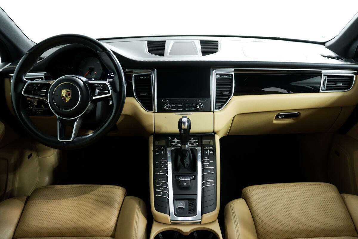 Купить Porsche Macan с пробегом. Фото: #10