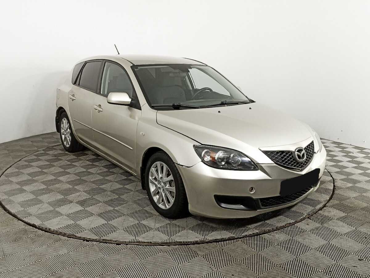 Купить Mazda 3 с пробегом. Фото: #2