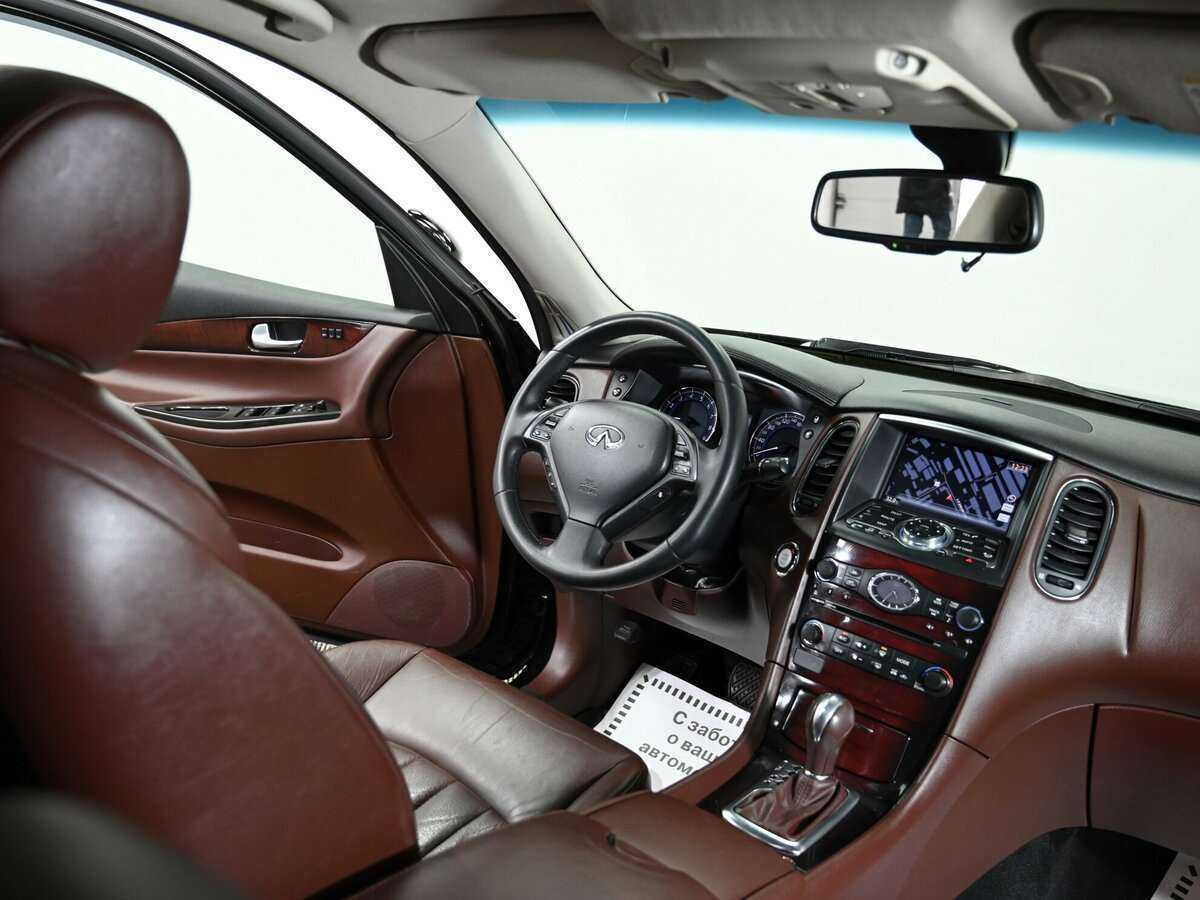 Купить Infiniti EX с пробегом. Фото: #4