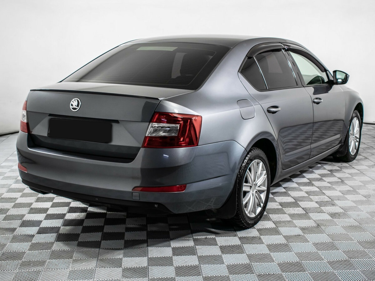 Купить Skoda Octavia с пробегом. Фото: #3