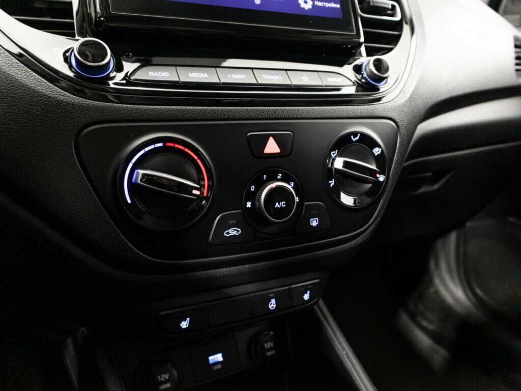 Купить Hyundai Solaris с пробегом. Фото: #15