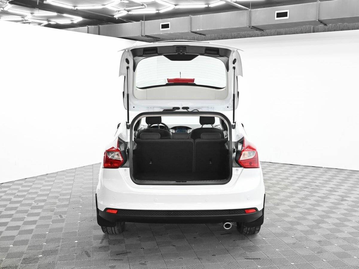 Купить Ford Focus с пробегом. Фото: #4