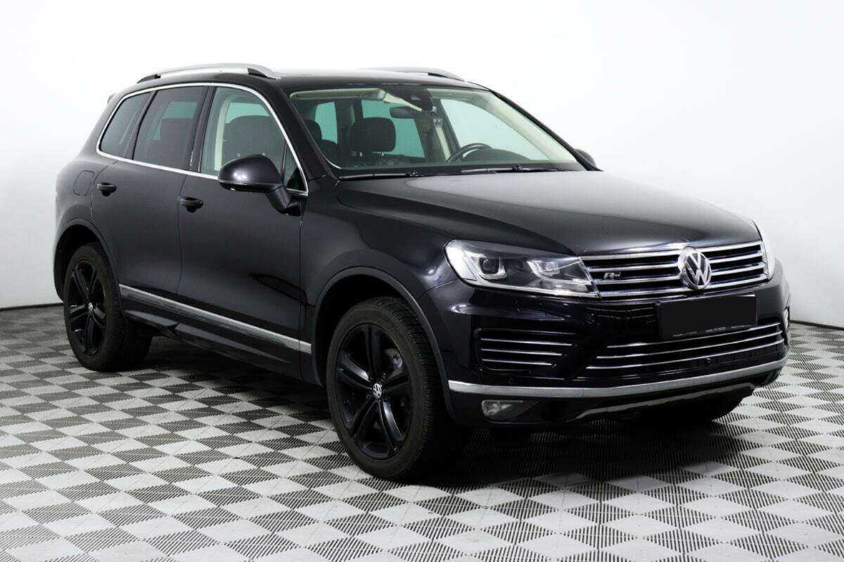 Купить Volkswagen Touareg с пробегом. Фото: #2