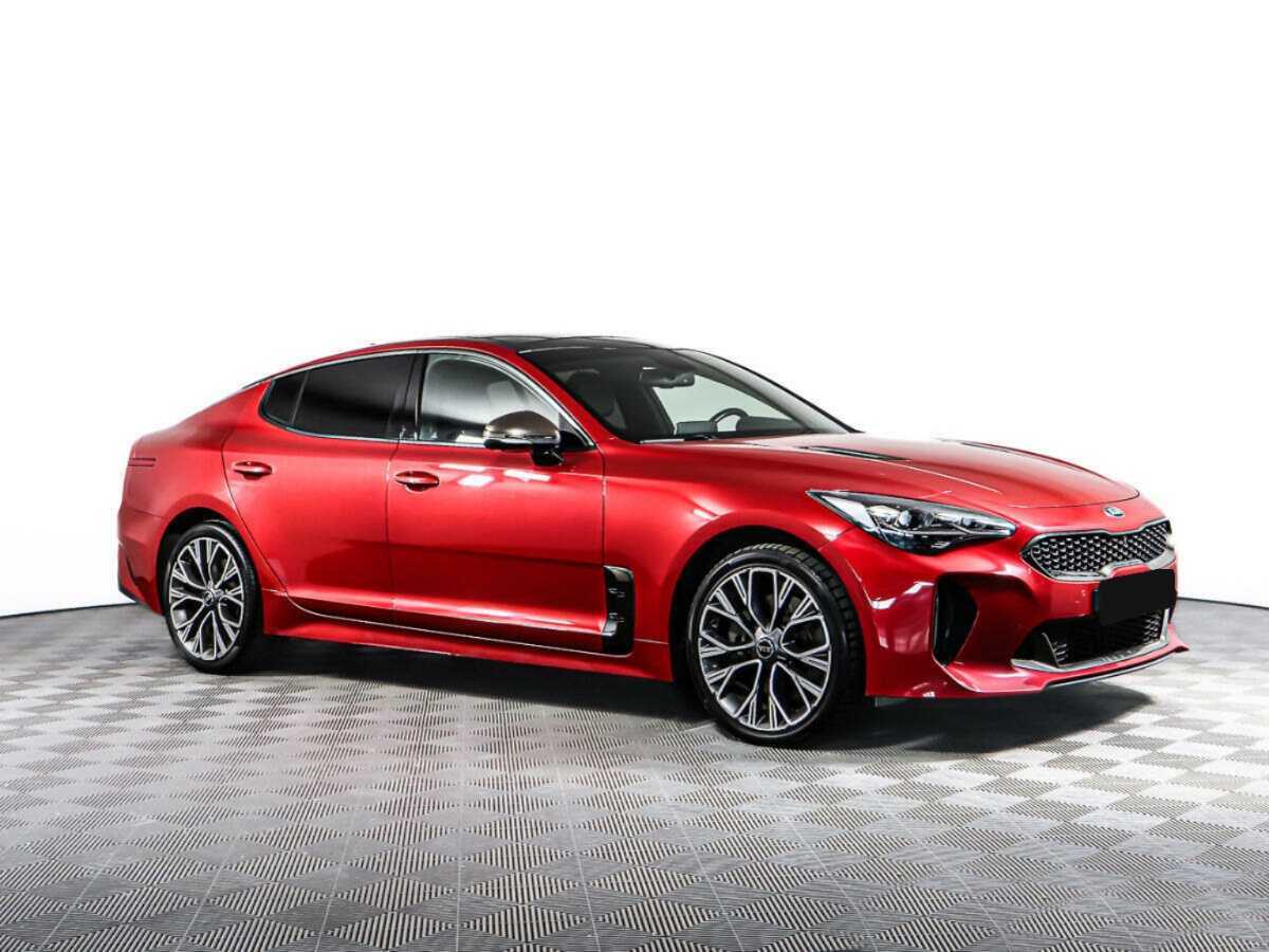 Купить Kia Stinger с пробегом. Фото: #1
