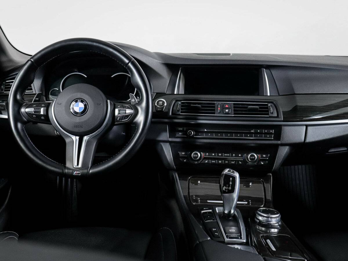 Купить BMW 5 серии с пробегом. Фото: #9
