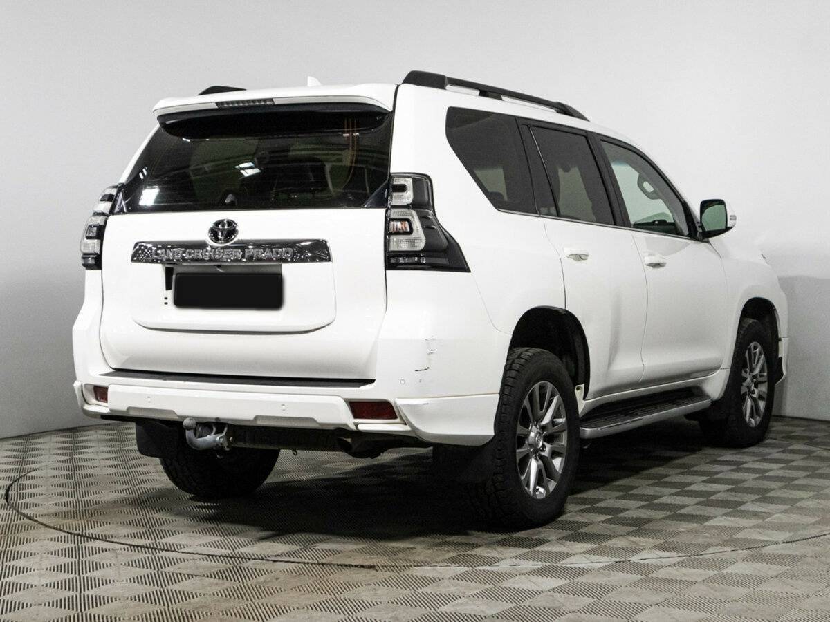 Купить Toyota Land Cruiser Prado с пробегом. Фото: #4