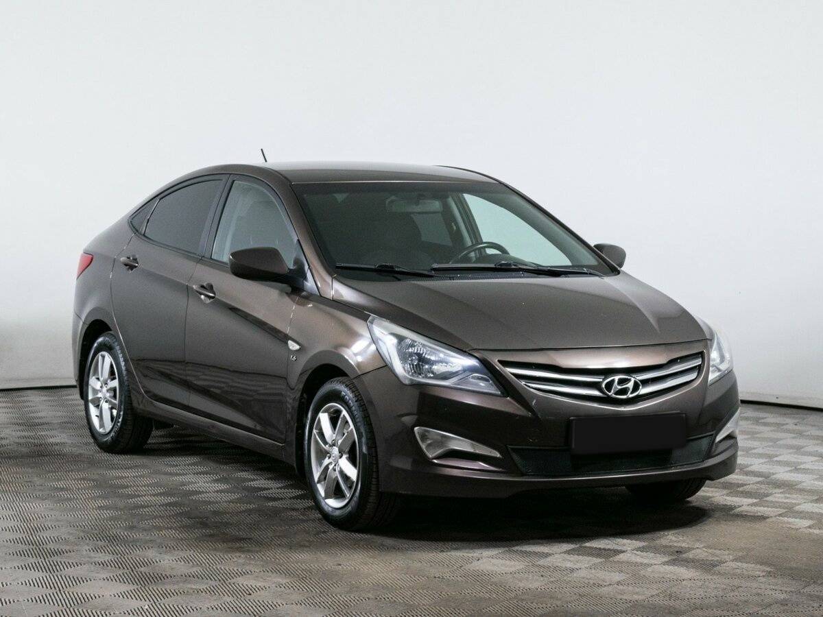 Купить Hyundai Solaris с пробегом. Фото: #2