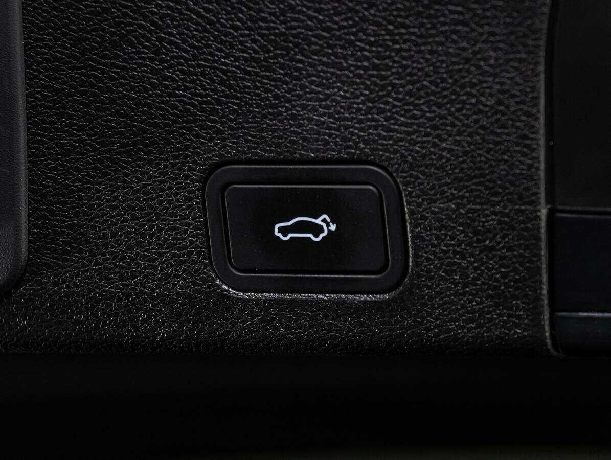 Купить Geely Tugella с пробегом. Фото: #24