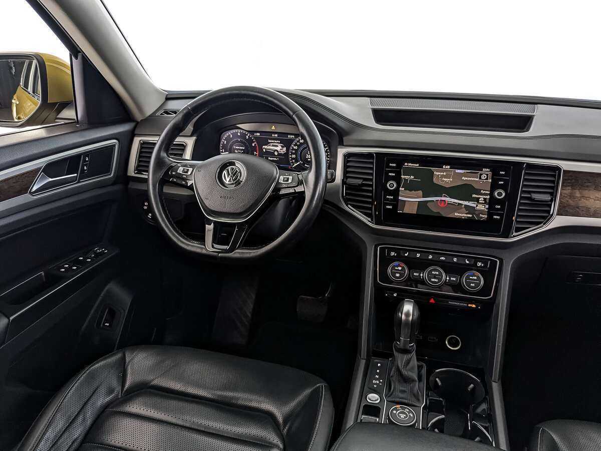 Купить Volkswagen Teramont с пробегом. Фото: #20