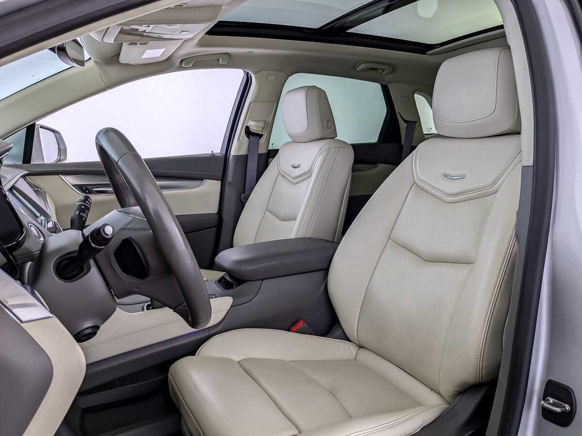 Купить Cadillac XT5 с пробегом. Фото: #15