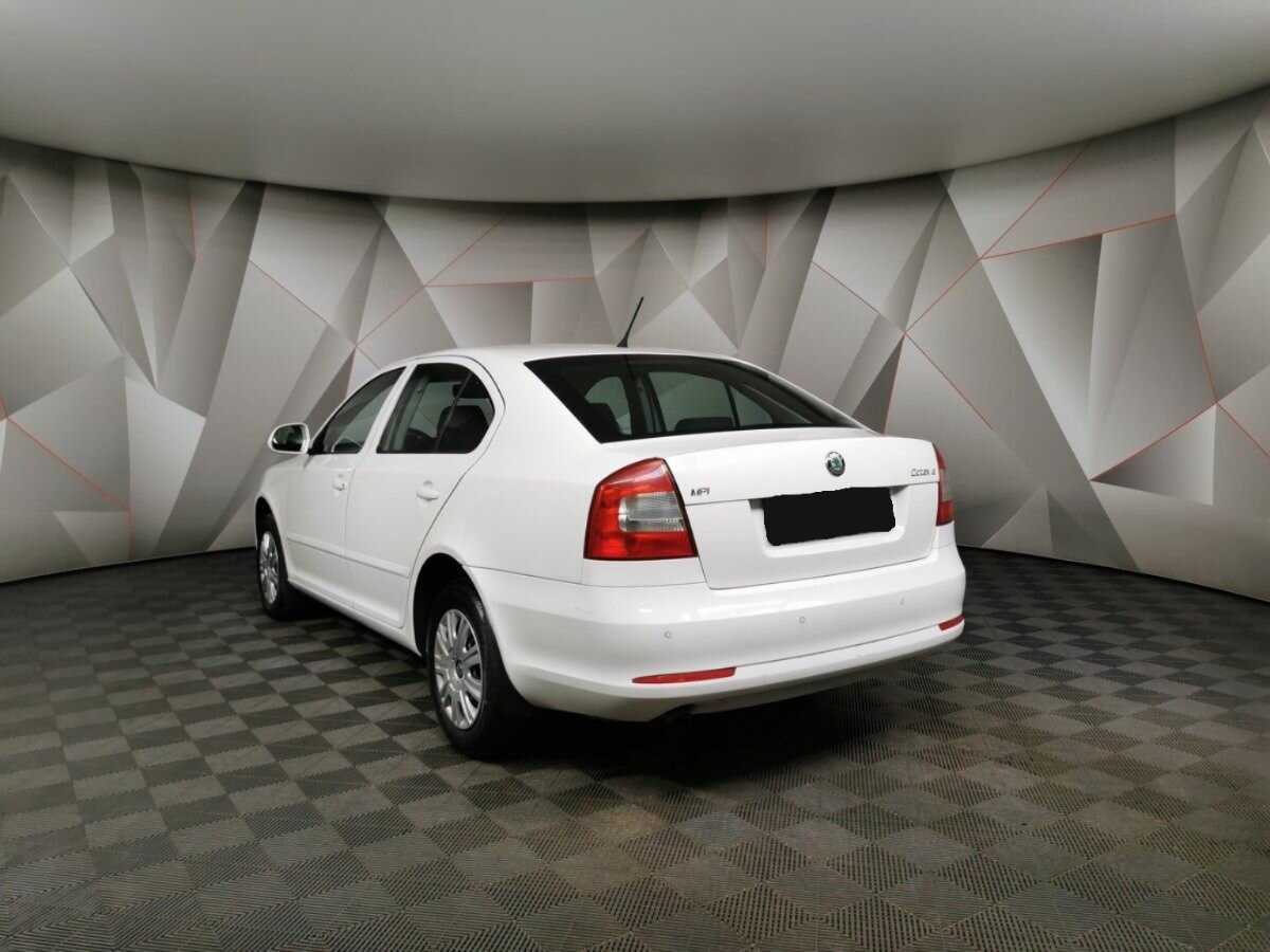 Купить Skoda Octavia с пробегом. Фото: #3