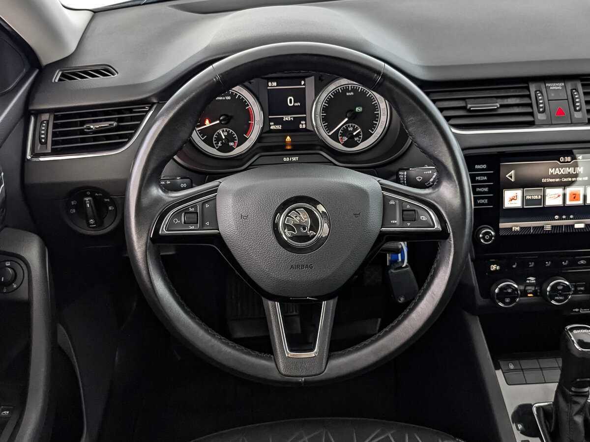 Купить Skoda Octavia с пробегом. Фото: #17