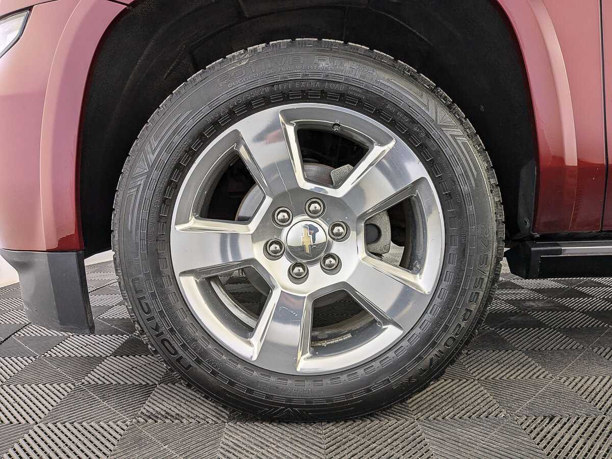 Купить Chevrolet Tahoe с пробегом. Фото: #11