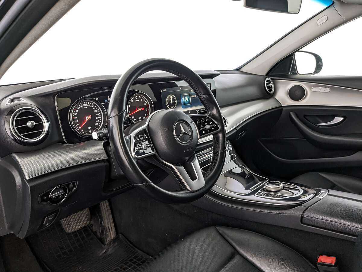 Купить Mercedes-Benz E-Класс с пробегом. Фото: #10