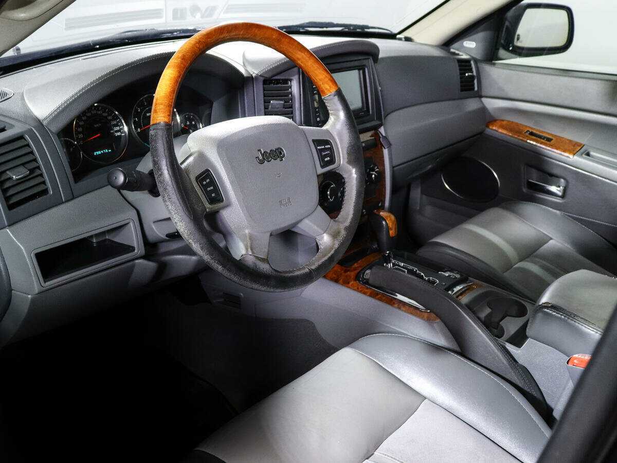 Купить Jeep Grand Cherokee с пробегом. Фото: #13