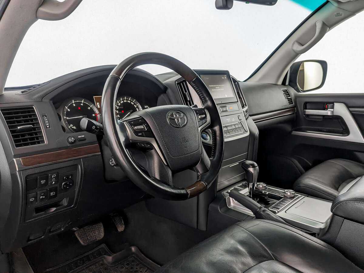 Купить Toyota Land Cruiser с пробегом. Фото: #13