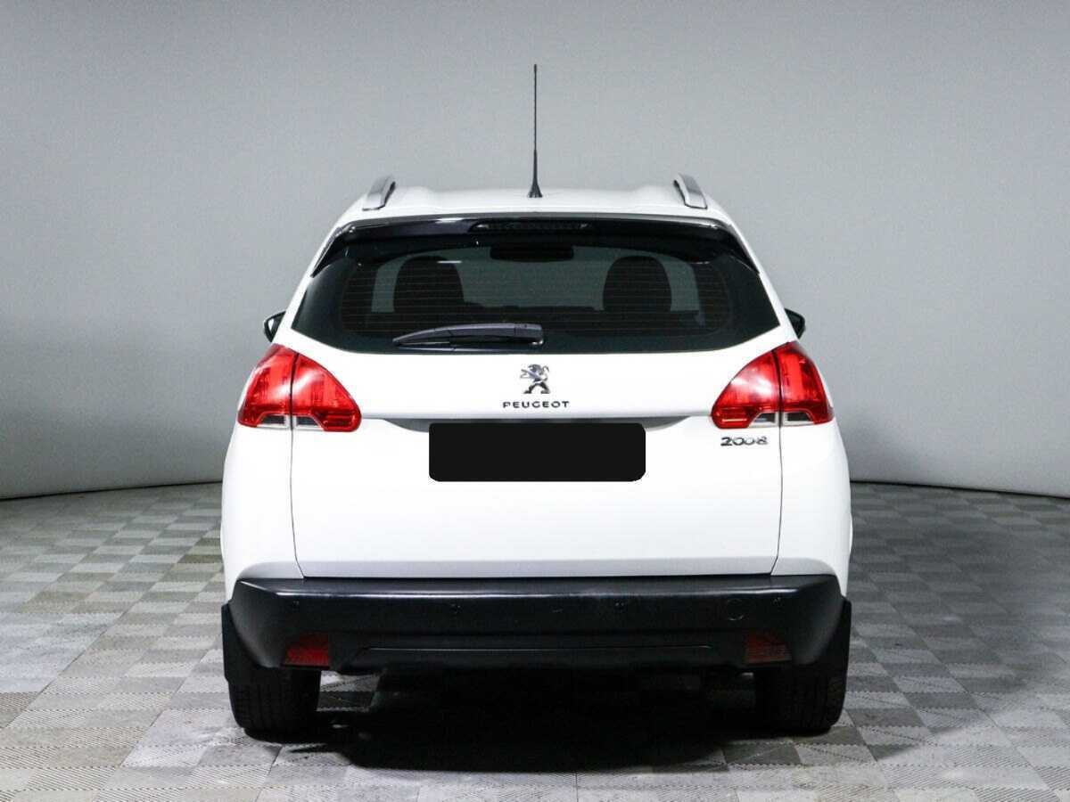 Купить Peugeot 2008 с пробегом. Фото: #4