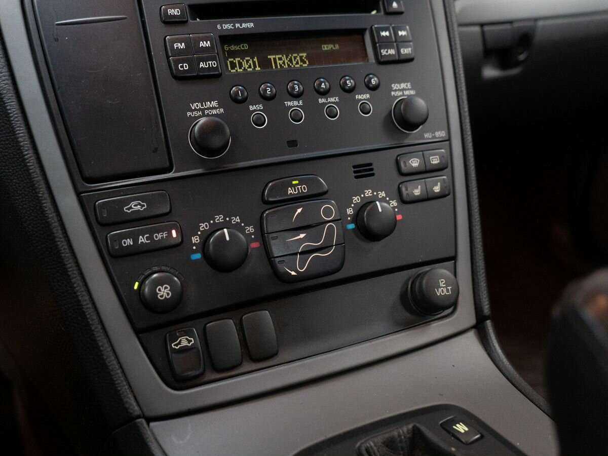 Купить Volvo S60 с пробегом. Фото: #9
