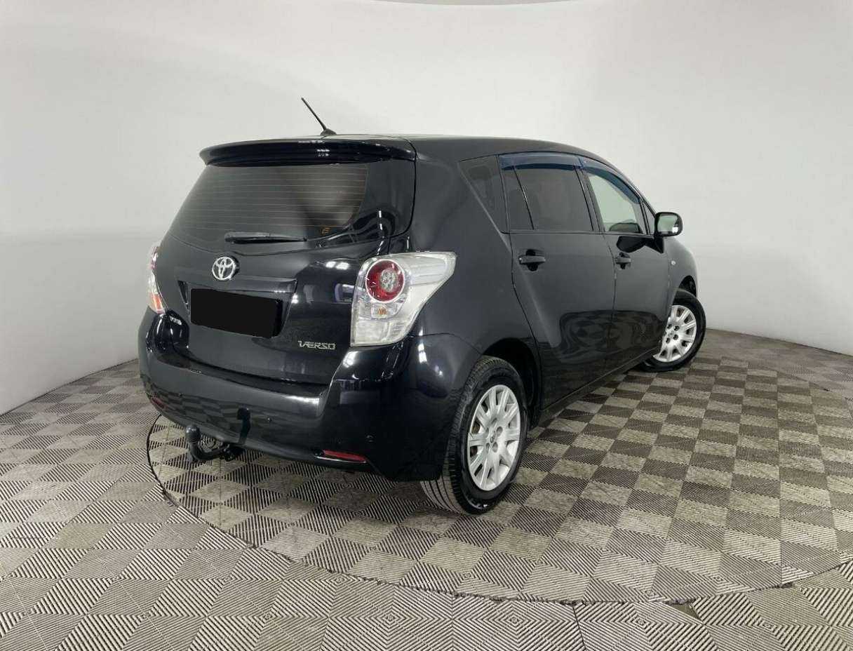 Купить Toyota Verso с пробегом. Фото: #5