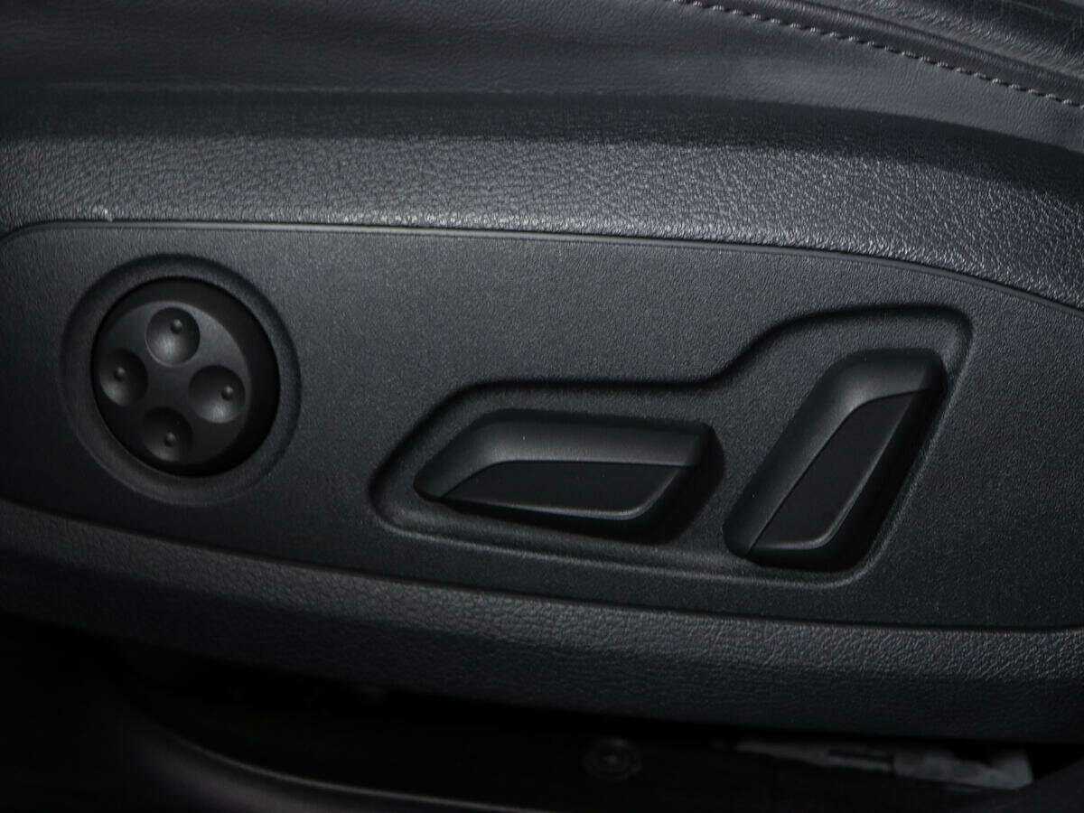 Купить Audi A4 с пробегом. Фото: #16