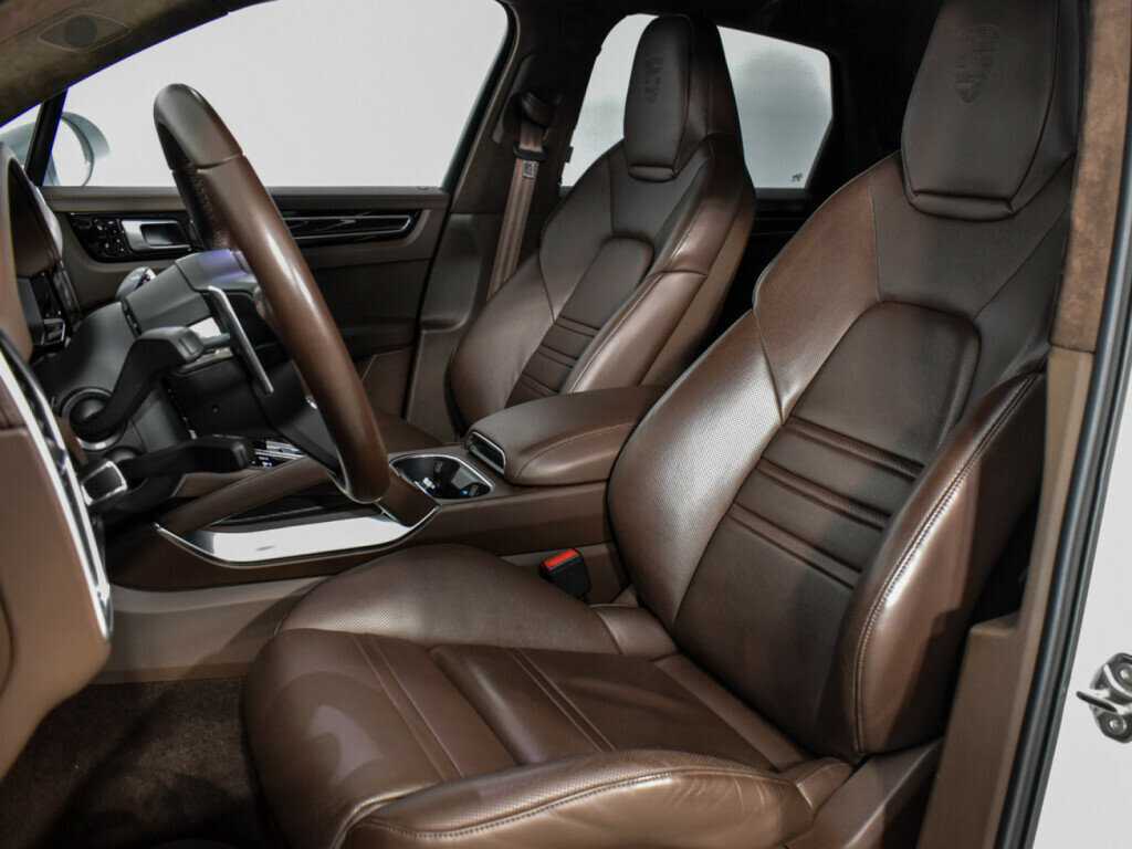Купить Porsche Cayenne с пробегом. Фото: #19