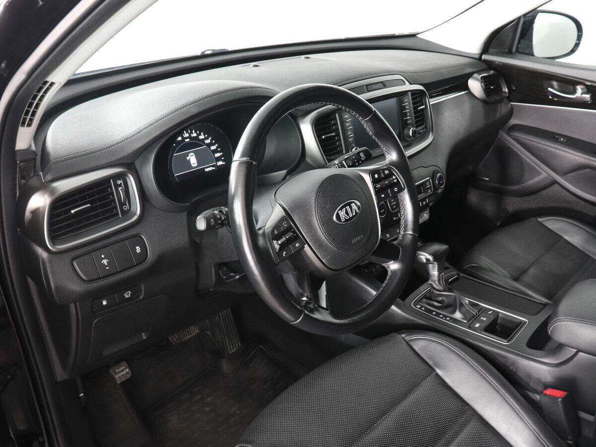 Купить Kia Sorento с пробегом. Фото: #8